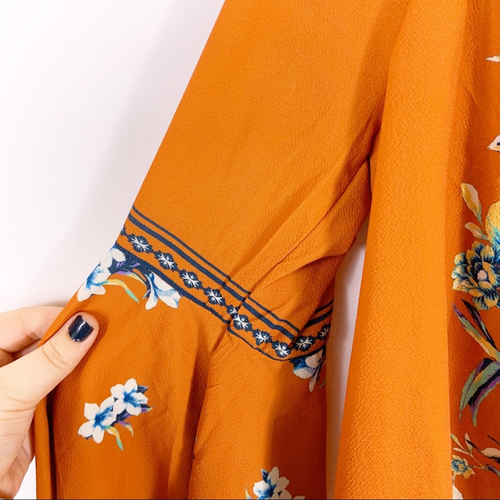 •SOLD• Flying Tomato Off-Shoulder Bell Sleeve Top - Picture 7 of 7